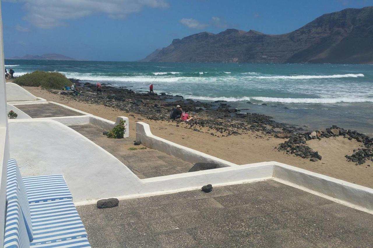 Villa Playa de Caleta de Famara Exterior foto